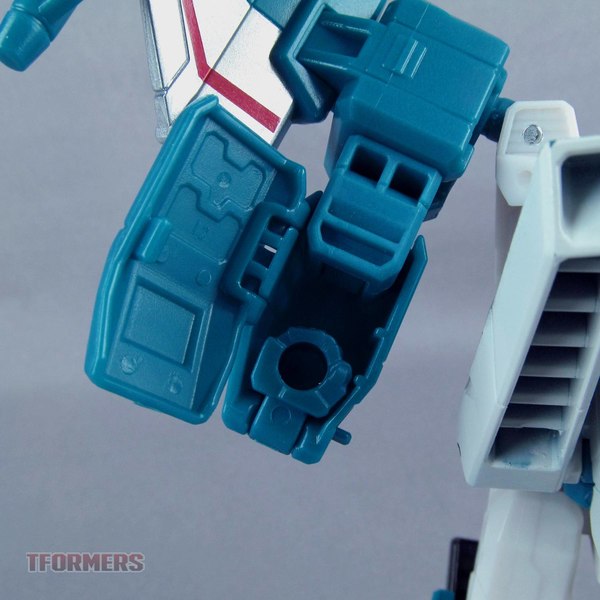 Deluxe Topspin Freezeout   TFormers Titans Return Wave 4 Gallery 080 (80 of 159)
